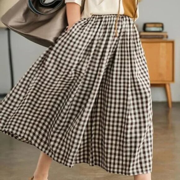 Plaid Gingham Wide Leg Capri Pants - Picture 3 of 6